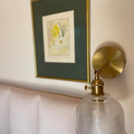 Gorgeous Thyme And Olive Holiday home