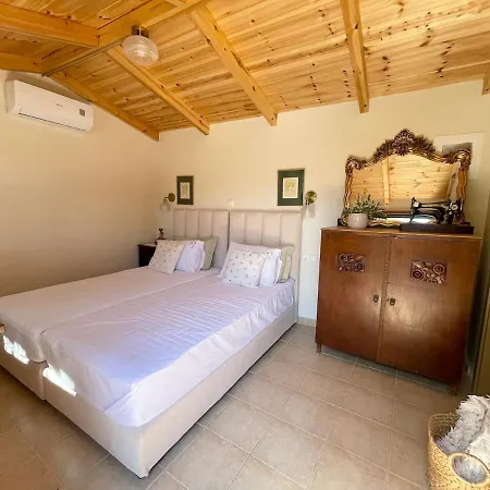 Gorgeous Thyme And Olive Holiday home *